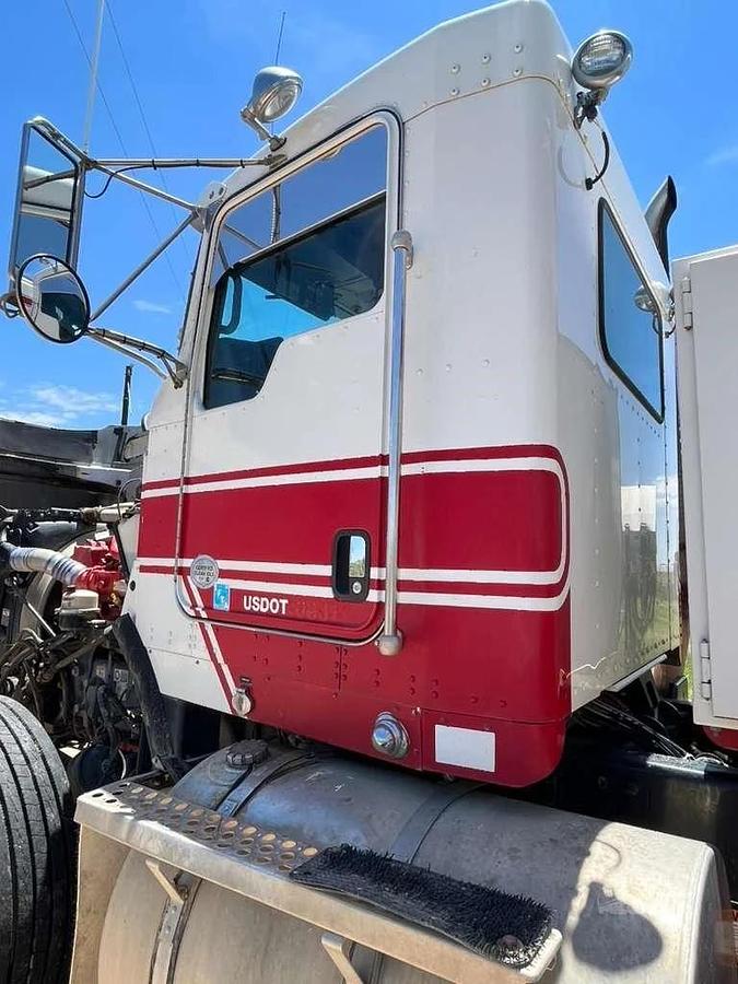 Used 2018 Kenworth T800 Hot Oil Truck