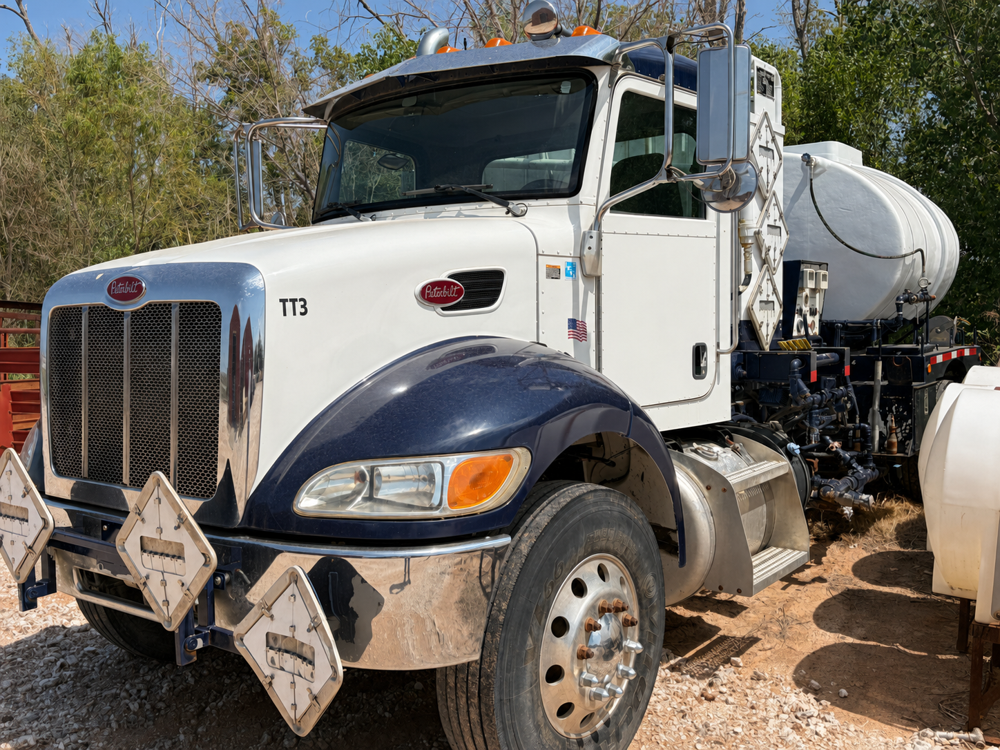 Used 2015 Peterbilt 337