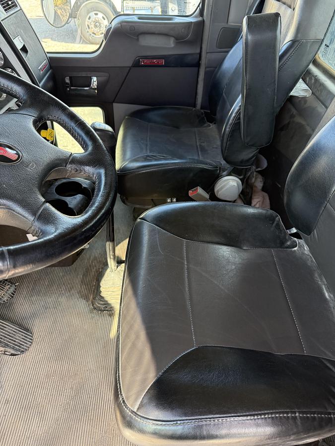 Used 2019 Kenworth T800 Wireline Truck