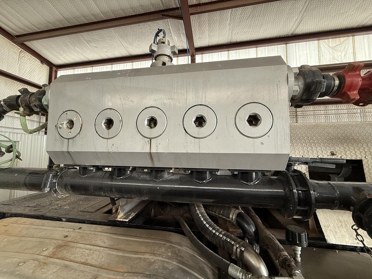 Used Dual Fuel Quinuplex Frac Pump Package