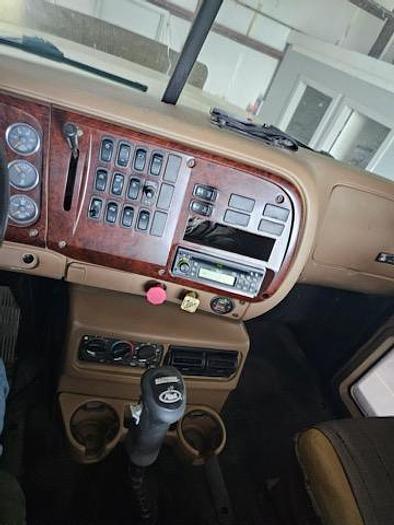 Used 2006 Mack CL700 Acid Pump Truck