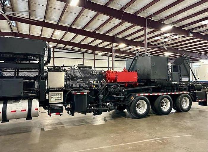 Used 2007 Crown Quintuplex Pump Trailer