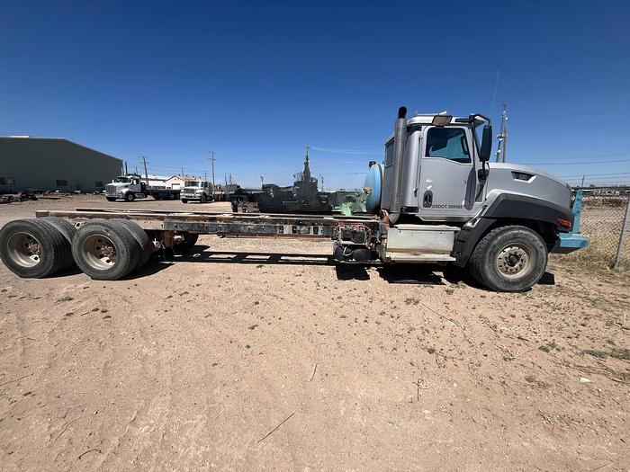 Used 2015 Caterpillar CT660