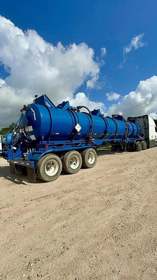 Used 2018 Worley 8,000 Gallon Acid Transport Trailer