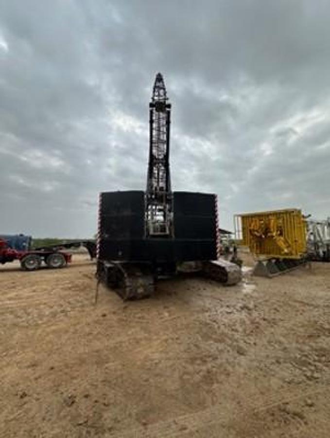 Used 2011 Linkbelt 110-T Crawler