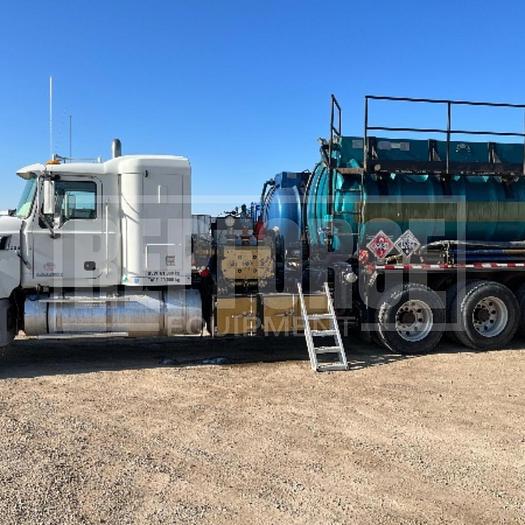 Used 2014 Mack Triaxle