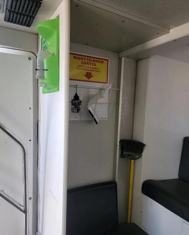 Used 2008 Peterbilt Wireline Truck