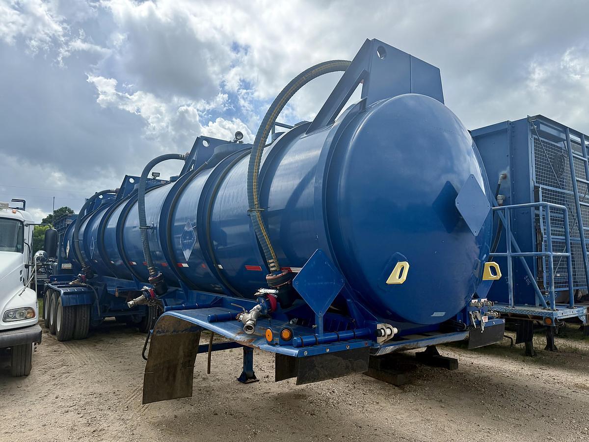 Used 2018 Worley 8,000 Gallon Acid Transport Trailer