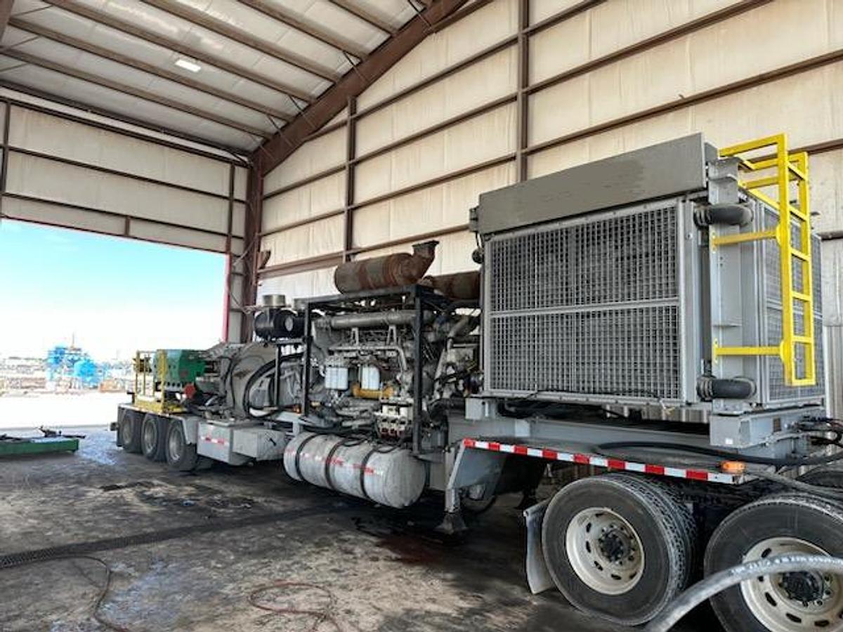 Used CAT/CAT Frac Pumps