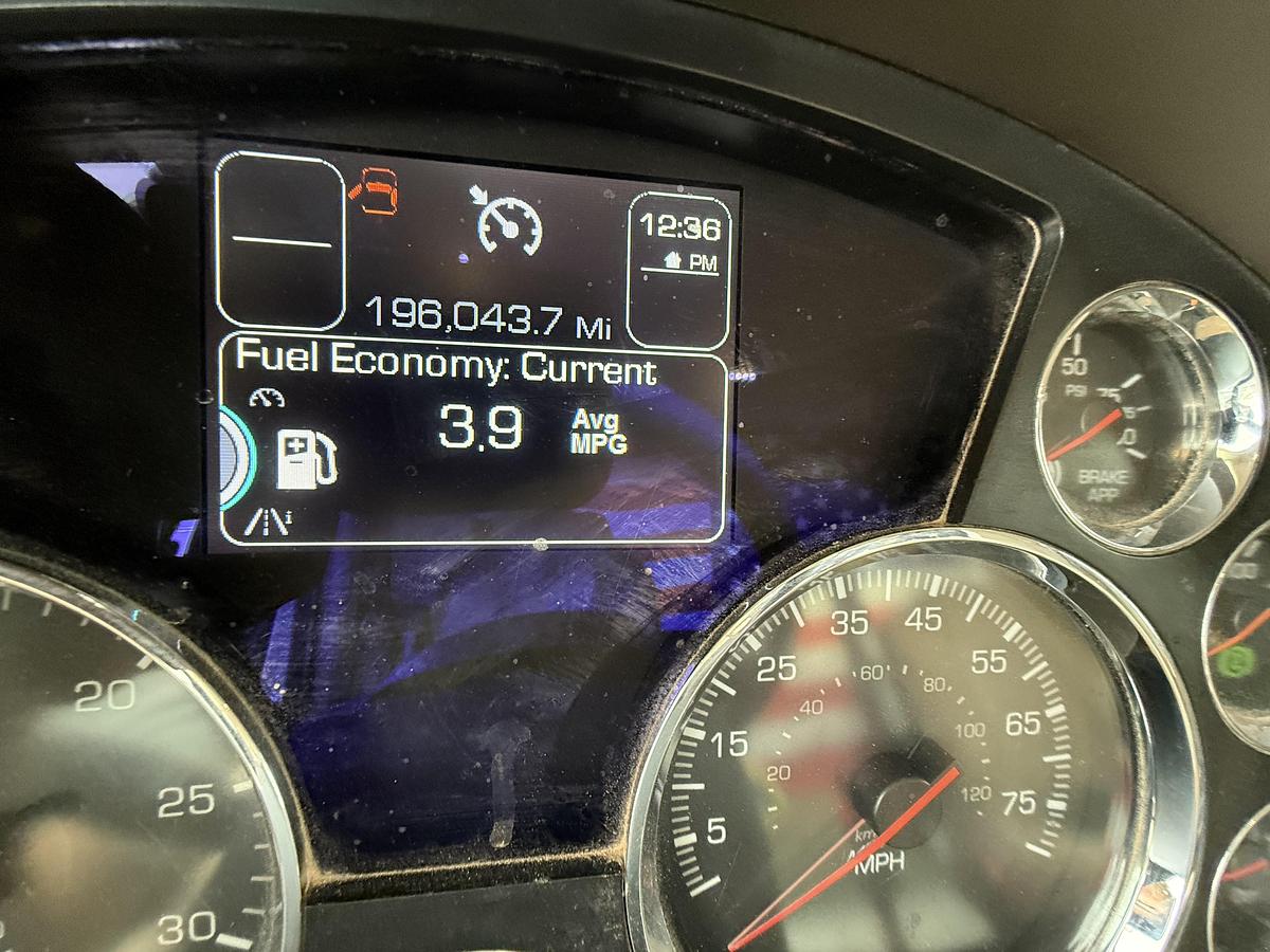 Used 2015 Kenworth T-880 Hot Oiler