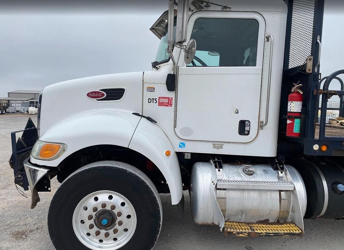 Used 2015 Peterbilt 348 Chemical Delivery Truck