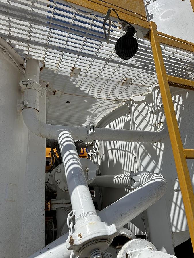 Refurbished 2007 Manac 100 BBL Batch Mixer