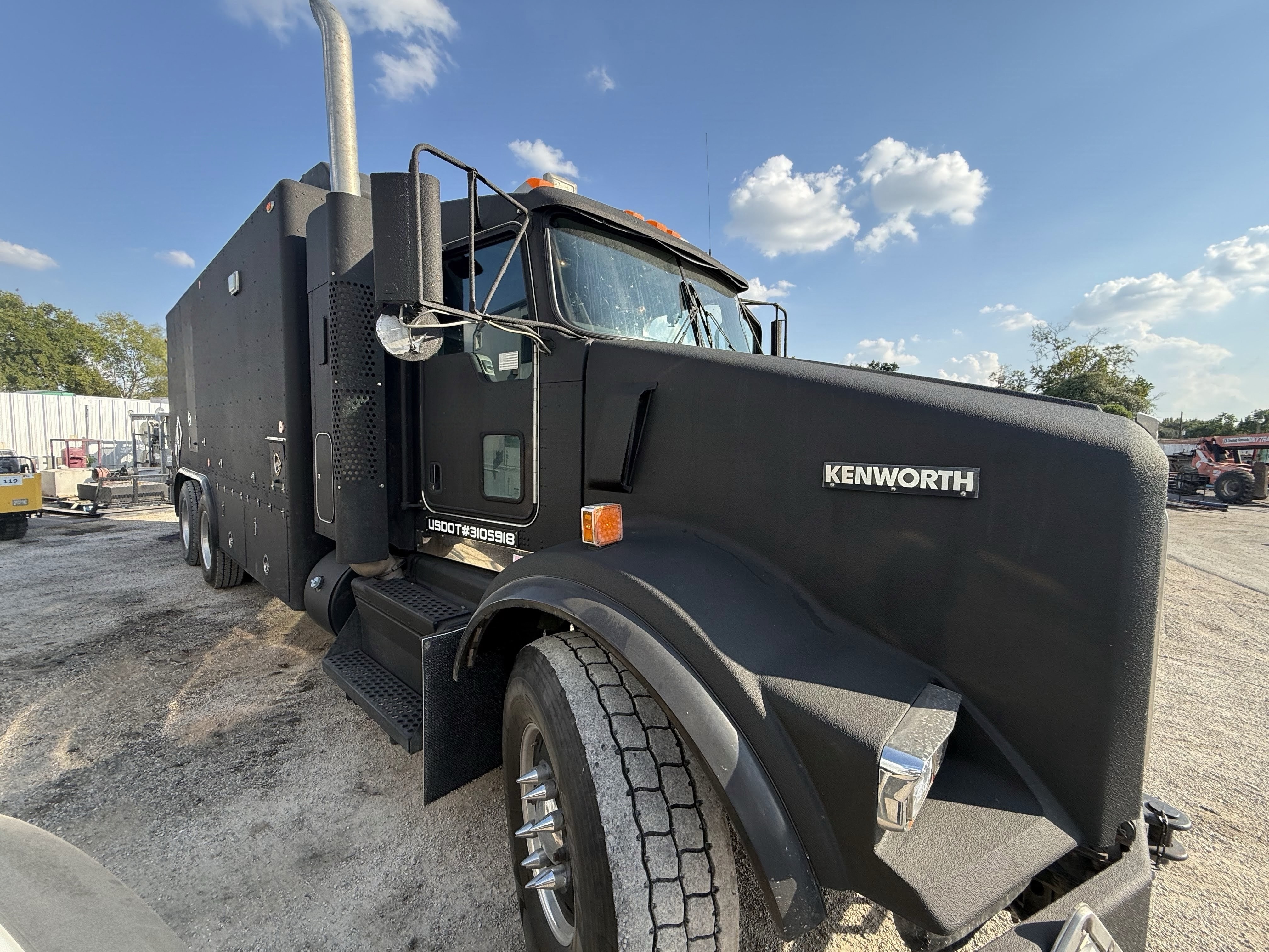 Used 2018 Kenworth T800