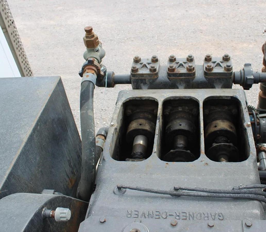 Used 2015 Kenworth T880 10k Kill Truck