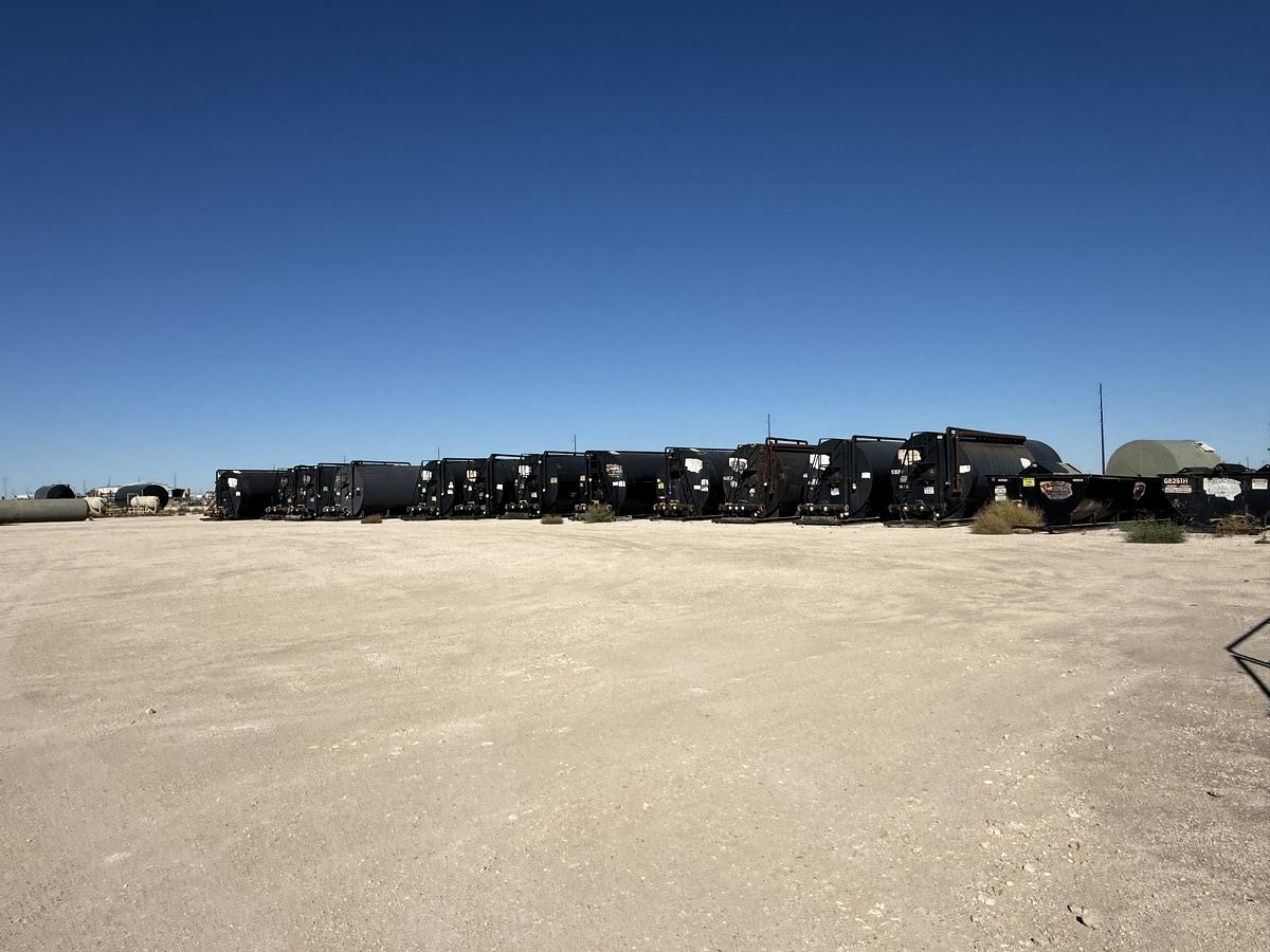 Used 500 BBL Skidded Frac Tanks