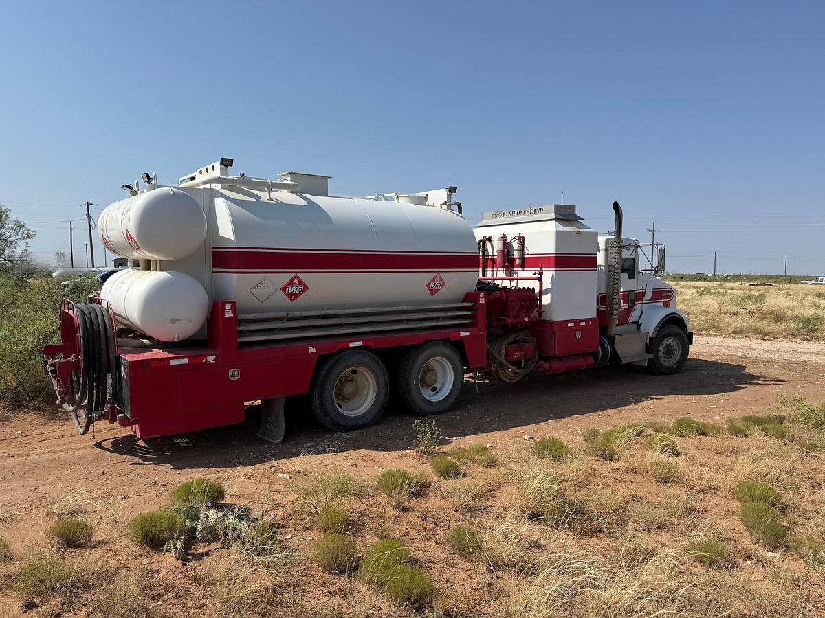 Used 2018 Kenworth T800 Hot Oil Truck
