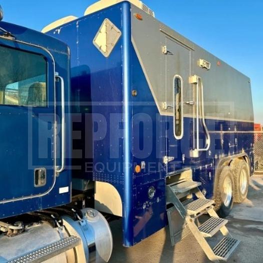 Used 2012 Peterbilt 365 Wireline Truck