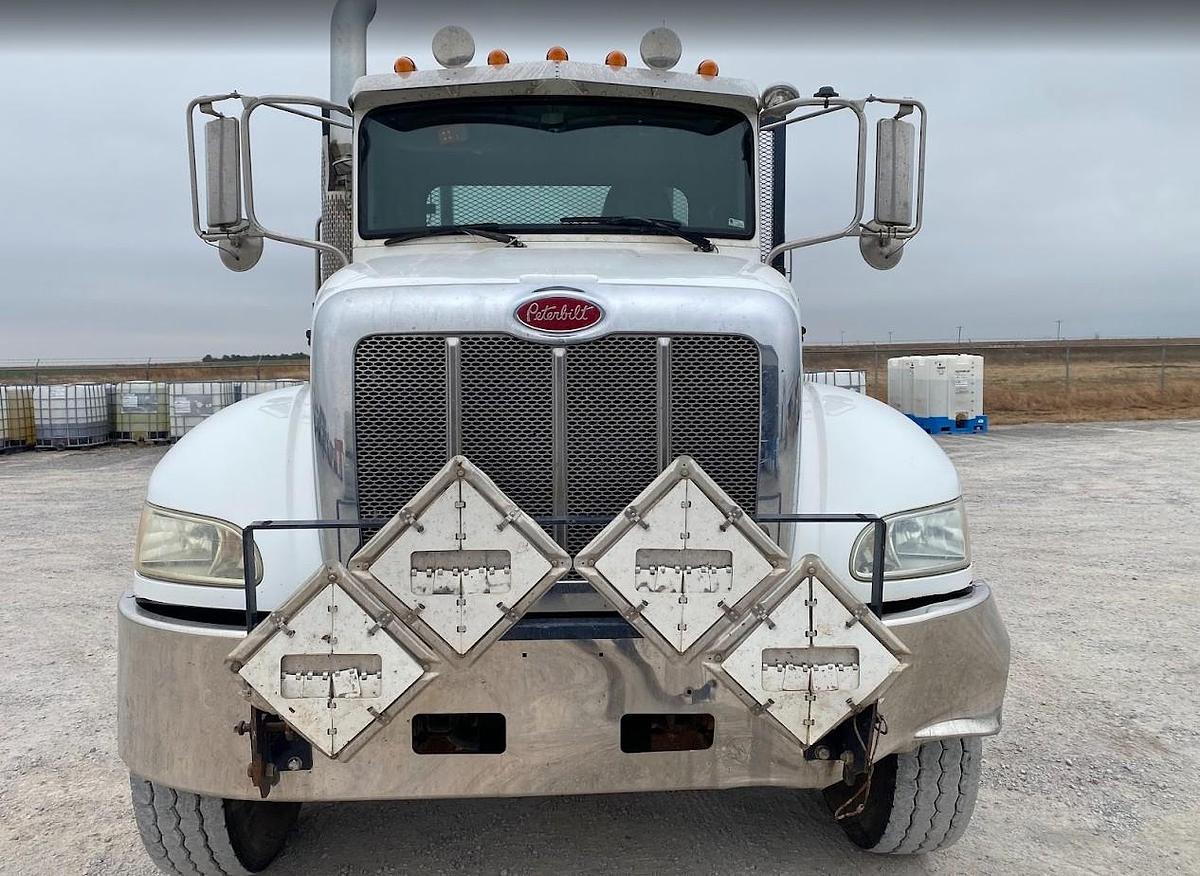 Used 2015 Peterbilt 348 Chemical Delivery Truck