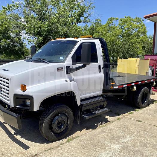 Used 2005 GMC Single Cab Flatbed Truck