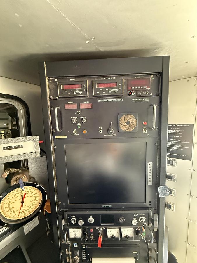 Used 2019 Kenworth T800 Wireline Truck