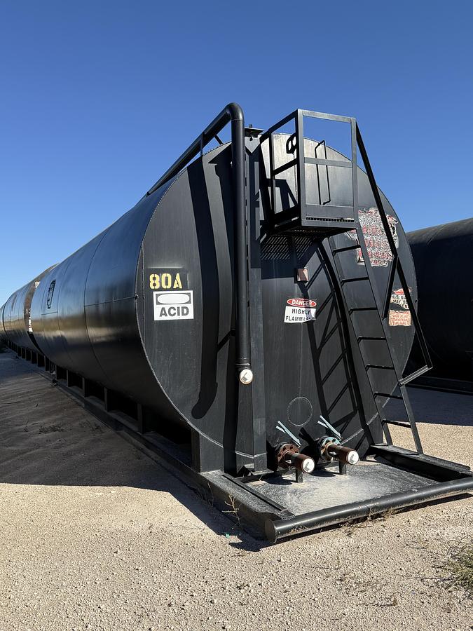 Used 500 BBL Skidded Frac Tanks