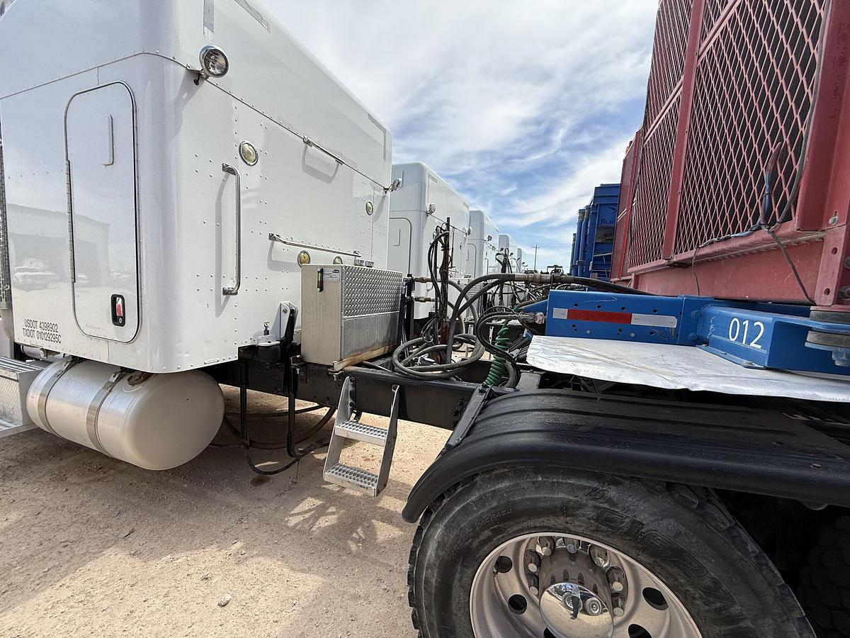 Used (6) 2019 Peterbilt 389 Trucks