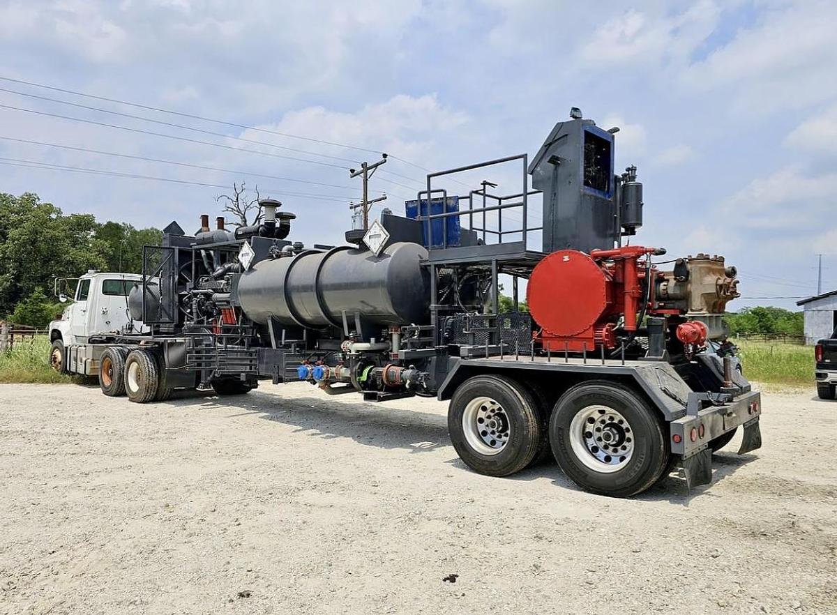 Used 2011  HT-400 Acid Pump