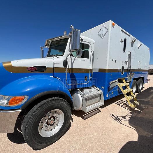 Used 2009 Peterbilt Wireline Truck