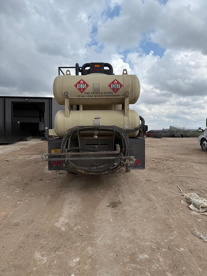 Used 2015 Kenworth T-880 Hot Oiler