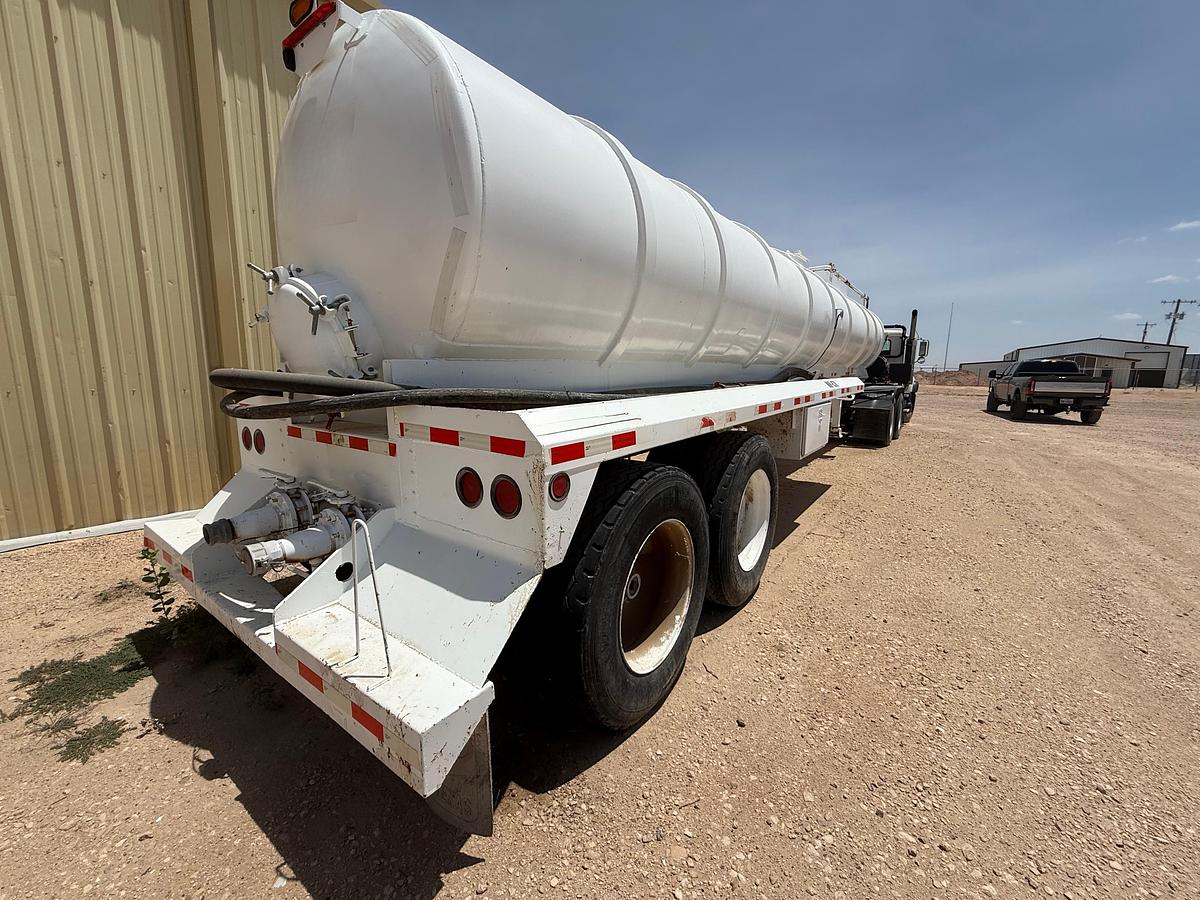 Used 2006 Mack CV713 Kill Truck with Trailer