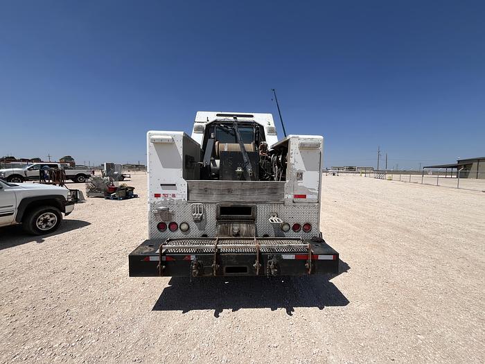 Used 2014 CAT CT660 Wireline Truck