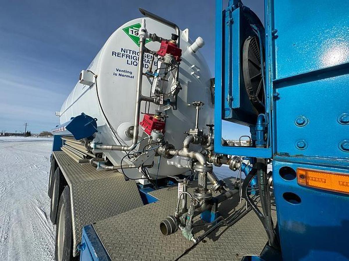 Used High Rate 840K Nitrogen Pumper Tractor and Trailer
