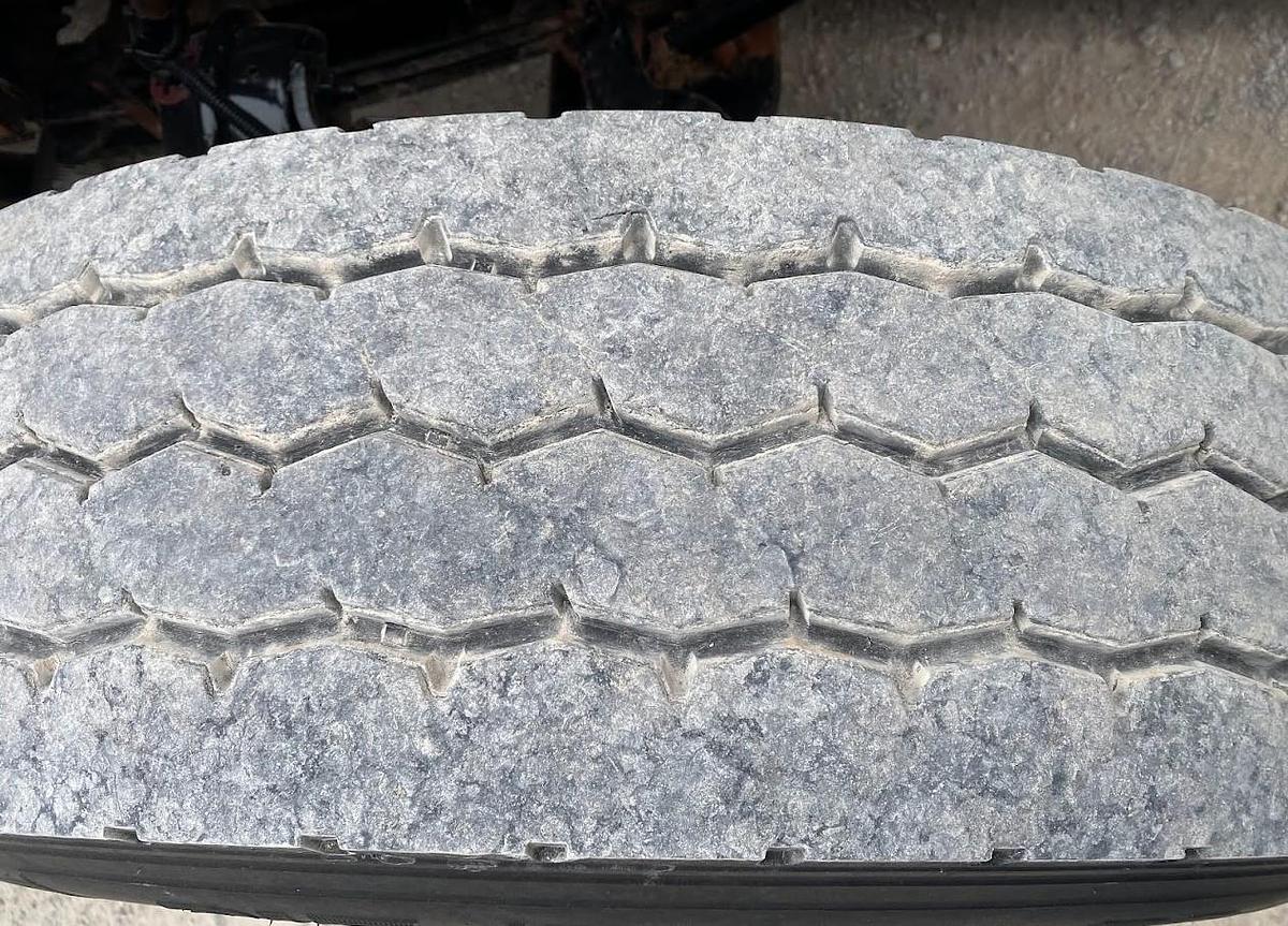 Used 2015 Peterbilt 348 Chemical Delivery Truck