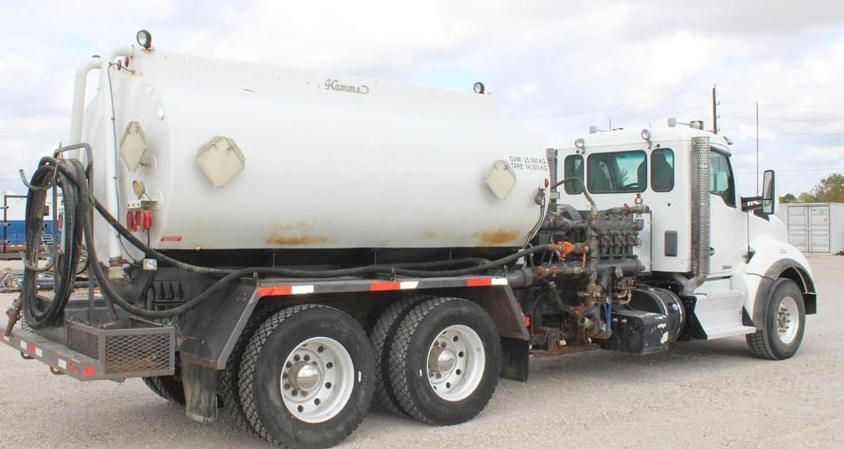 Used 2015 Kenworth T880 10k Kill Truck