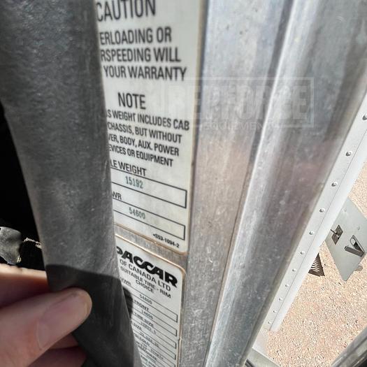 Used 2015 Peterbilt Wireline Truck