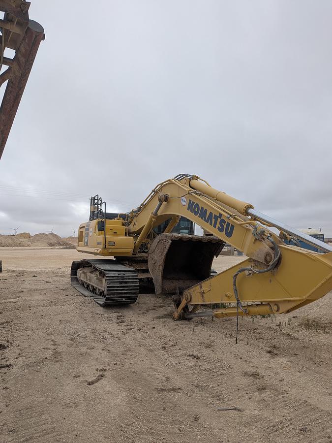 Used 2019 Komatsu PC360LC-11 Hydraulic Excavator