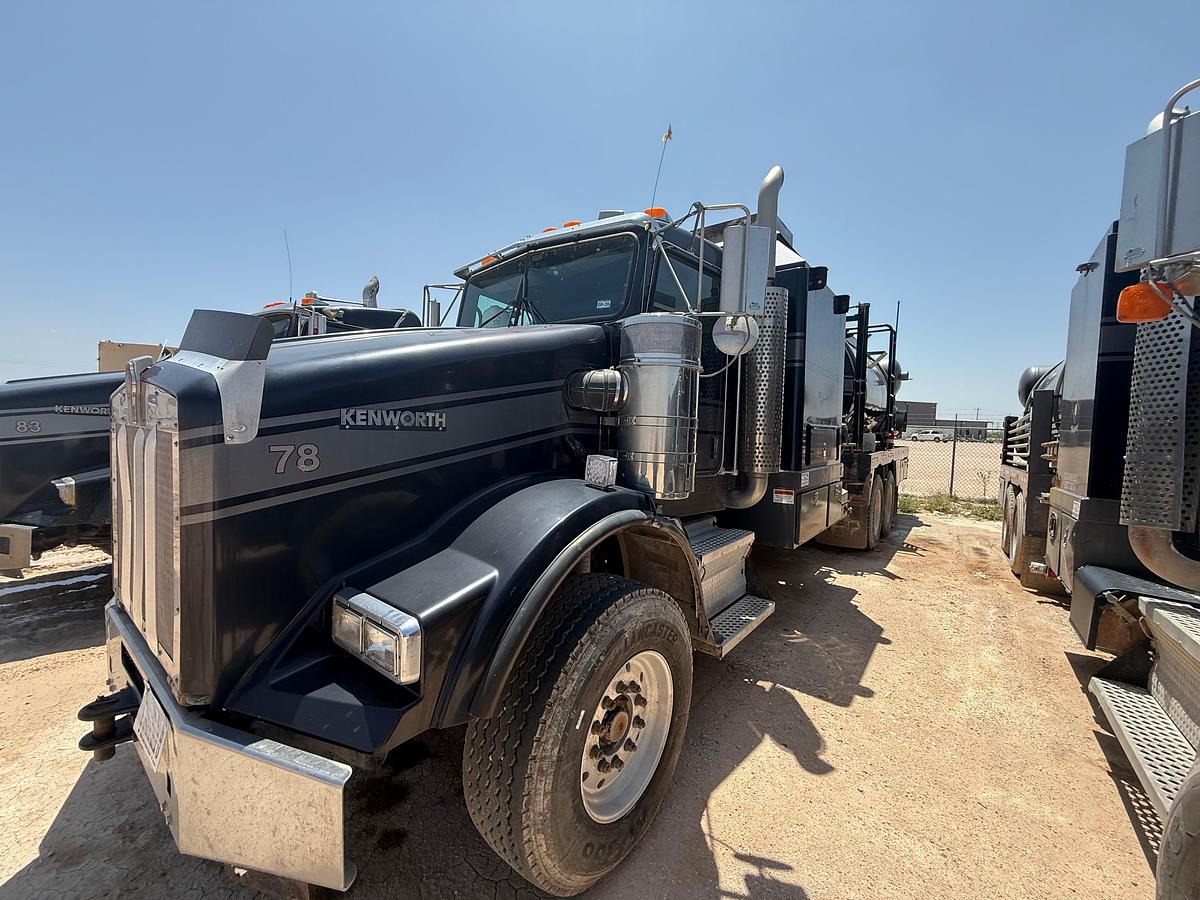 Used 2008 Kenworth T800 Hot Oil Trucks