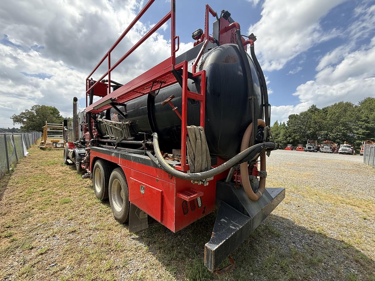 Used 2023 Kenworth T800 10k Pump Truck