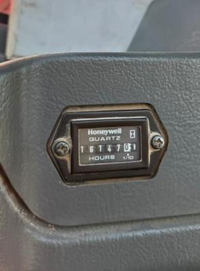 Used 2014 Manitowoc 110-T Crawler