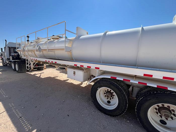 Used (1) Acid Pump Truck & (2) Trailers Package