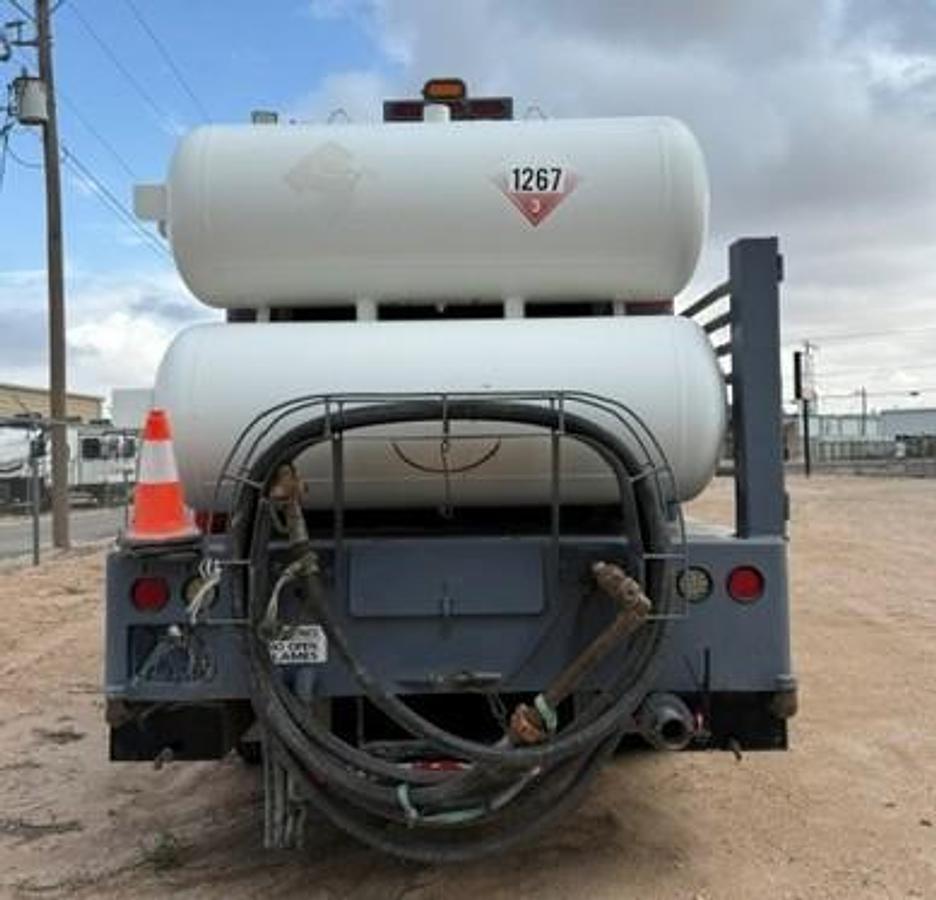Used 1998 Mack RD6 Hot Oil Truck