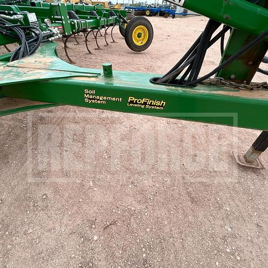 Used John Deere 2230LL Cultivator