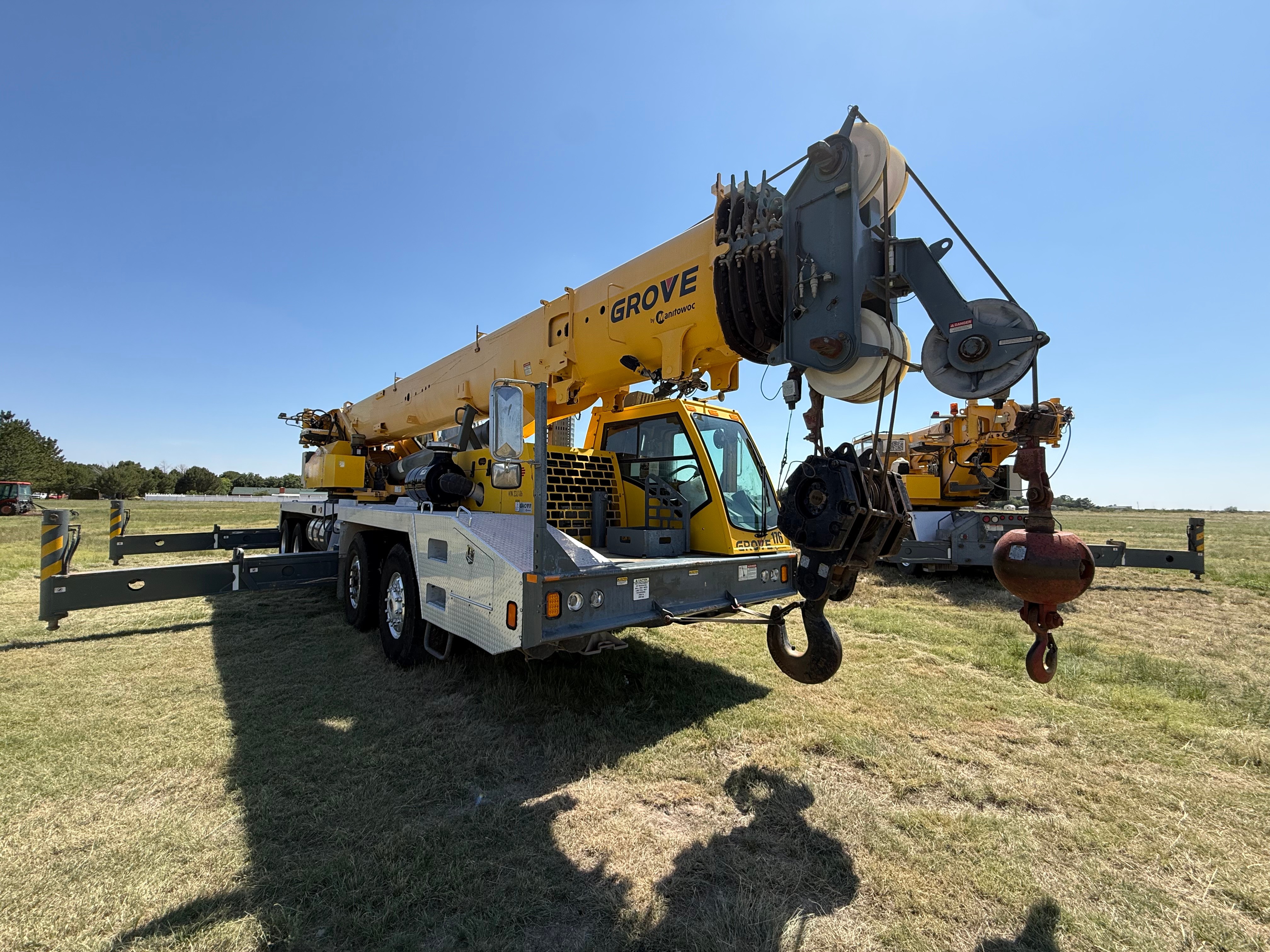 Used 2012 Grove TMS 9000-E