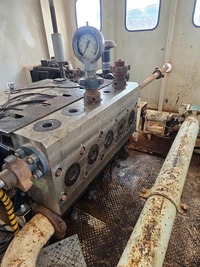 Used 1000 HP Quint Skidded Fluid Pump