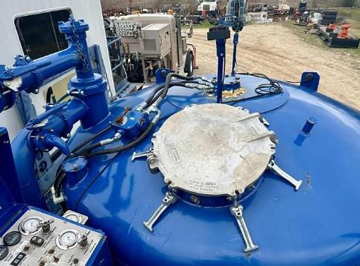 Used 2014 SMI 100 BBL Cement Batch Mixer