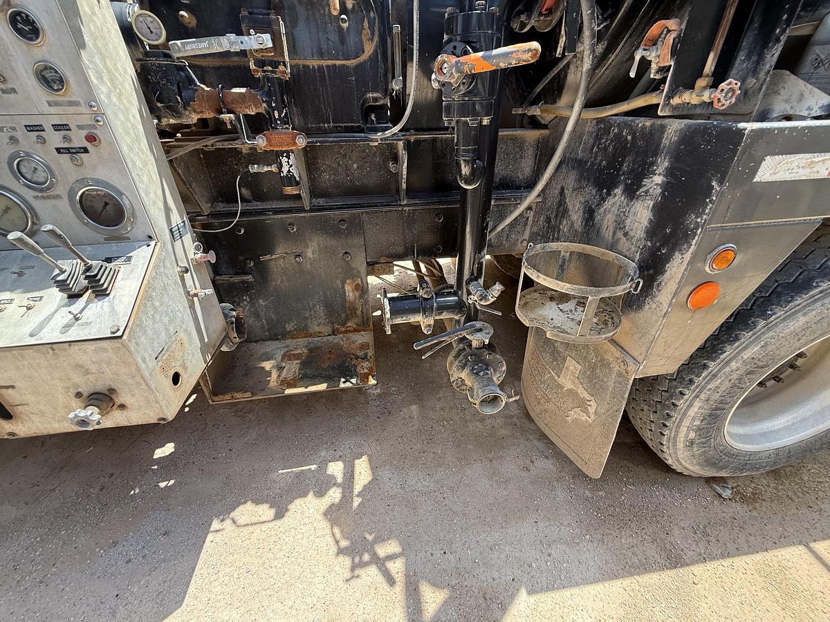 Used 2008 Kenworth T800 Hot Oil Trucks