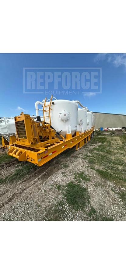 Used Dry Bulk Field Bins