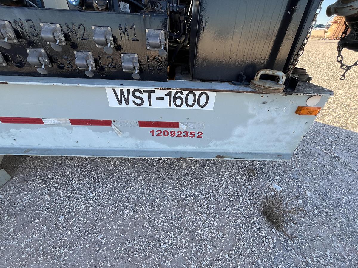 Refurbished 2013 Wilco Bulk Field Bins