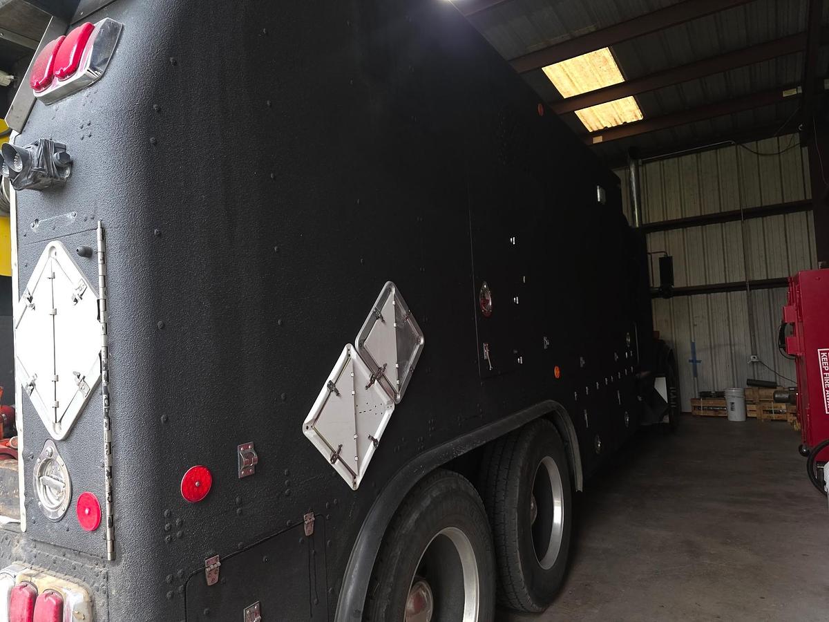 Used Kenworth T800 Wireline Truck Package