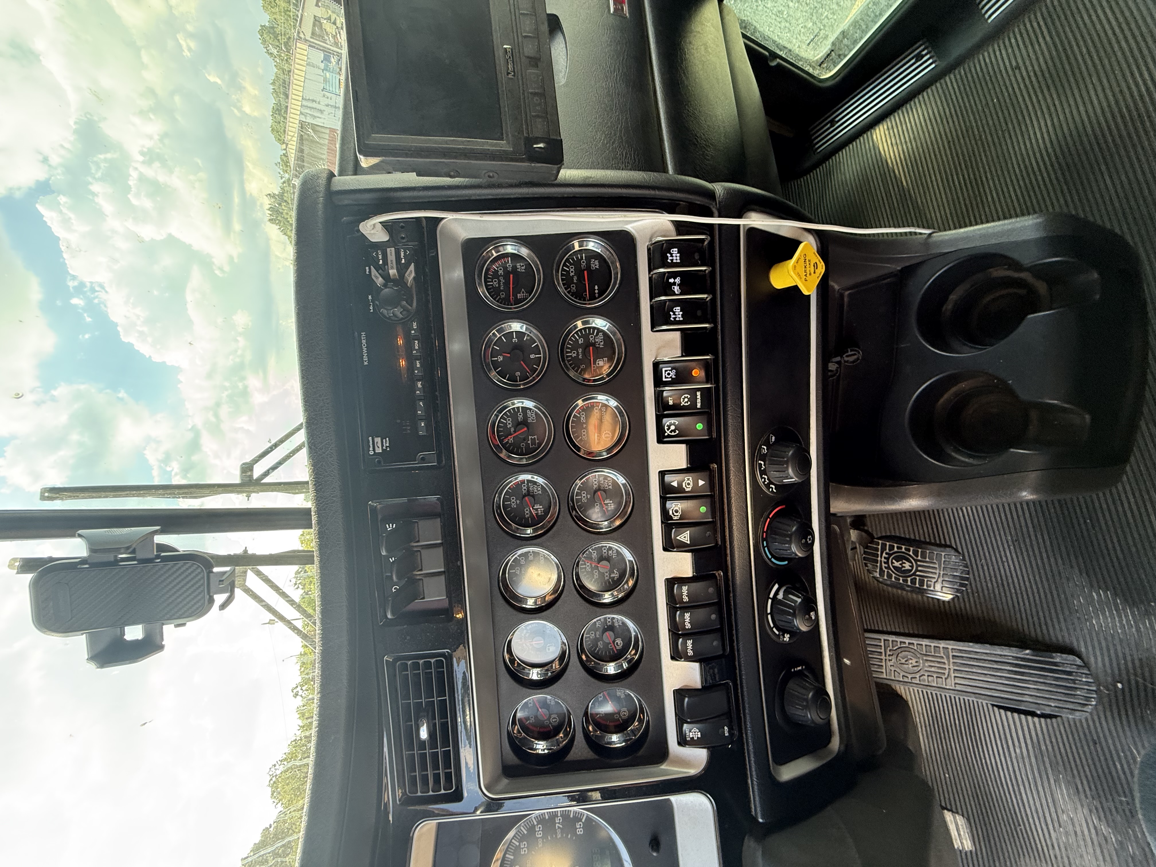 Used 2018 Kenworth T800